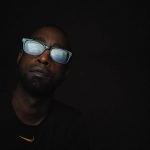 Meet your Posher, Lawrence